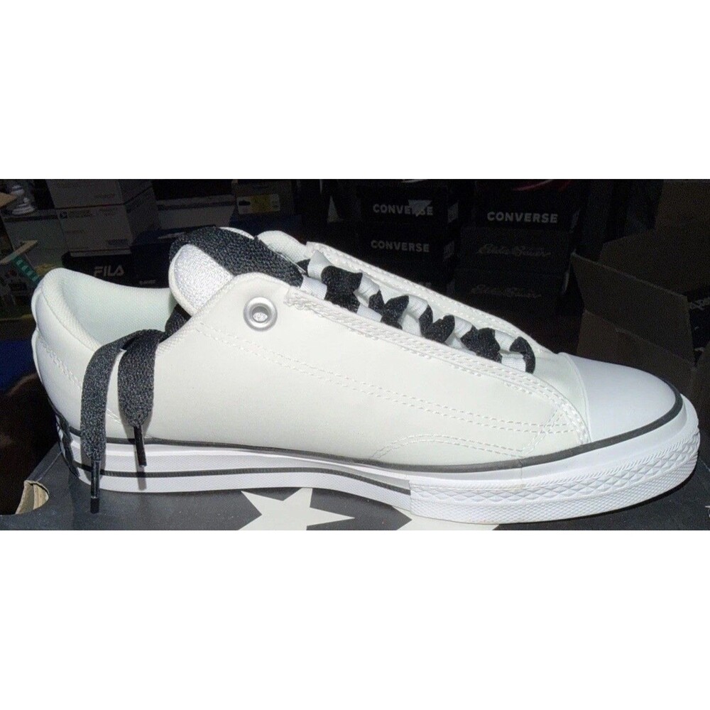 Converse Chuck Taylor All Star Low Puffed Sneaker Size 10 M White/Black A14722C